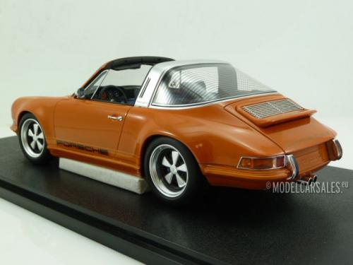 Porsche 911 4.0 Targa `Luxemburg` by Singer