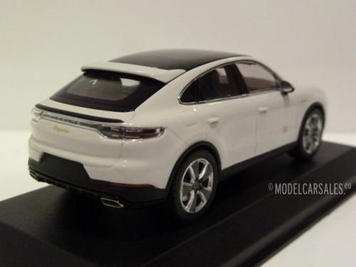 Porsche Cayenne e-Hybrid Coupe