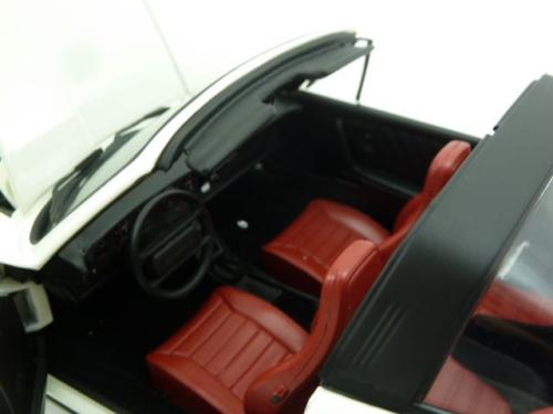 Porsche 911 Carrera Targa