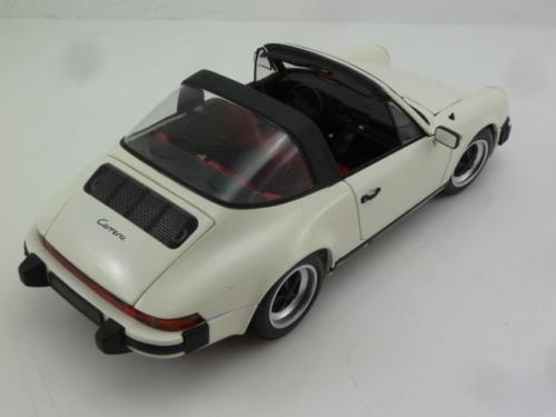 Porsche 911 Carrera Targa