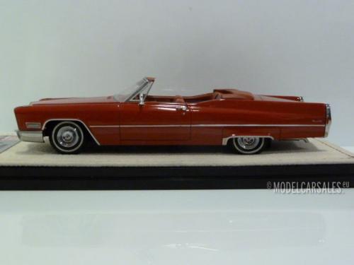 Cadillac DeVille Convertible (open top)