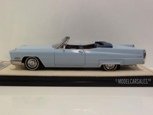 Cadillac DeVille Convertible (open top)