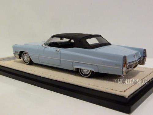 Cadillac DeVille Convertible (closed top)