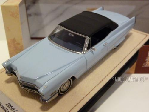 Cadillac DeVille Convertible (closed top)