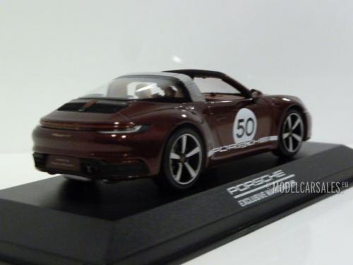 Porsche 911 (992) Targa 4S Heritage Edition