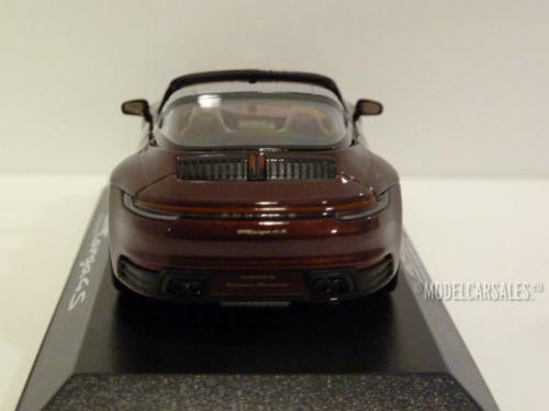 Porsche 911 (992) Targa 4S Heritage Edition