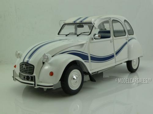 Citroen 2CV France 3 `Deudeuche`