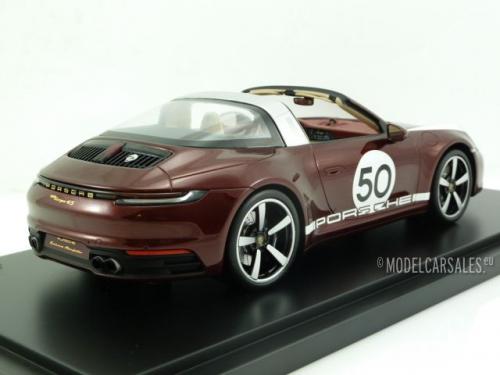 Porsche 911 (992) Targa 4S Heritage Edition