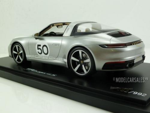 Porsche 911 (992) Targa 4S Heritage Edition