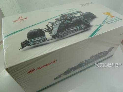 Mercedes-benz F1 W11 EQ Performance Team AMG Petronas