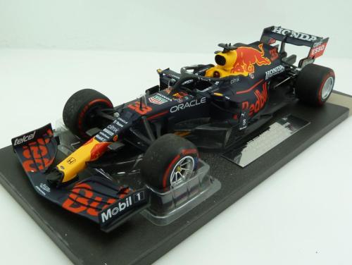 Red Bull Racing RBR16B