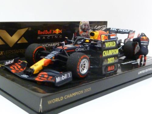 Red Bull Racing RBR16B