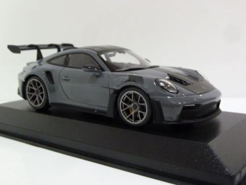 Porsche 911 (992) GT3 RS Weissach Package