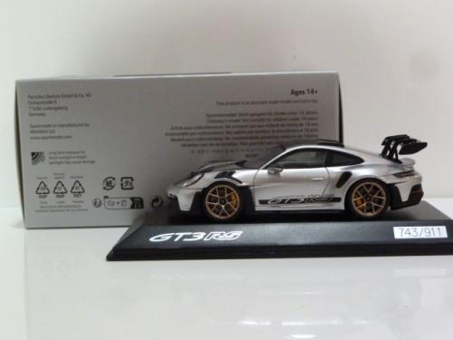 Porsche 911 (992) GT3 RS Weissach Package