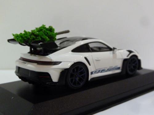 Porsche 911 (992) GT3 RS Weissach Package