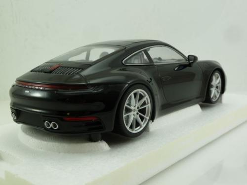 Porsche 911 (992) Carrera 4S