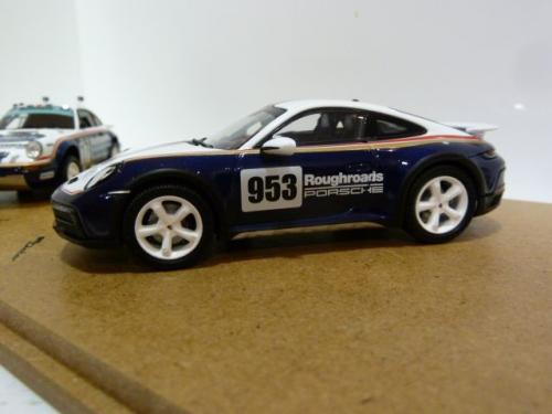 Porsche 911 (953) Carrera 3.2 4x4 / 911 (992) Dakar